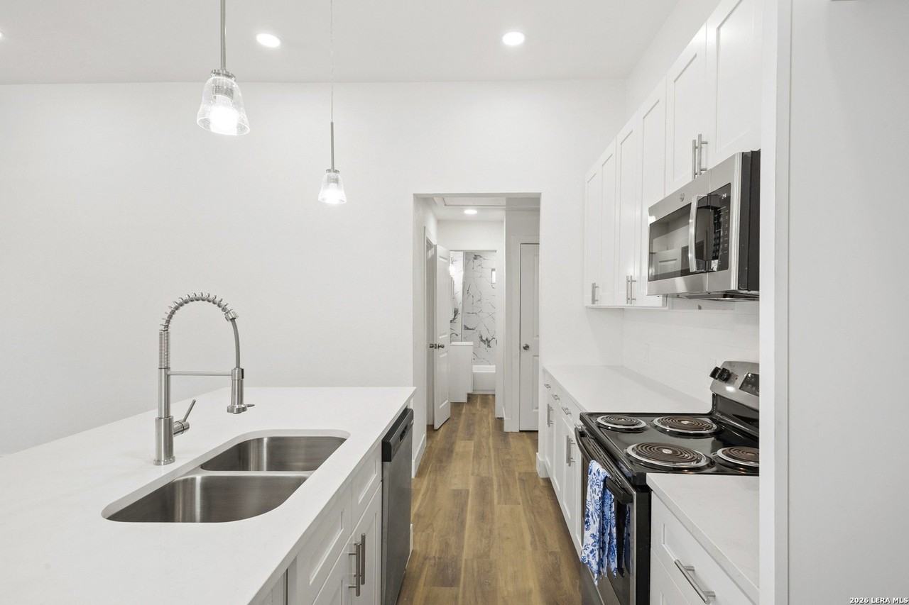 306 W Baylor - Photo 7 of 19