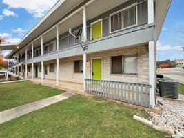 featured image of 311 E San Antonio Ave #101