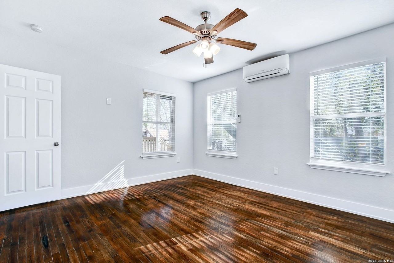 1020 W French Pl #2 - Photo 6 of 11