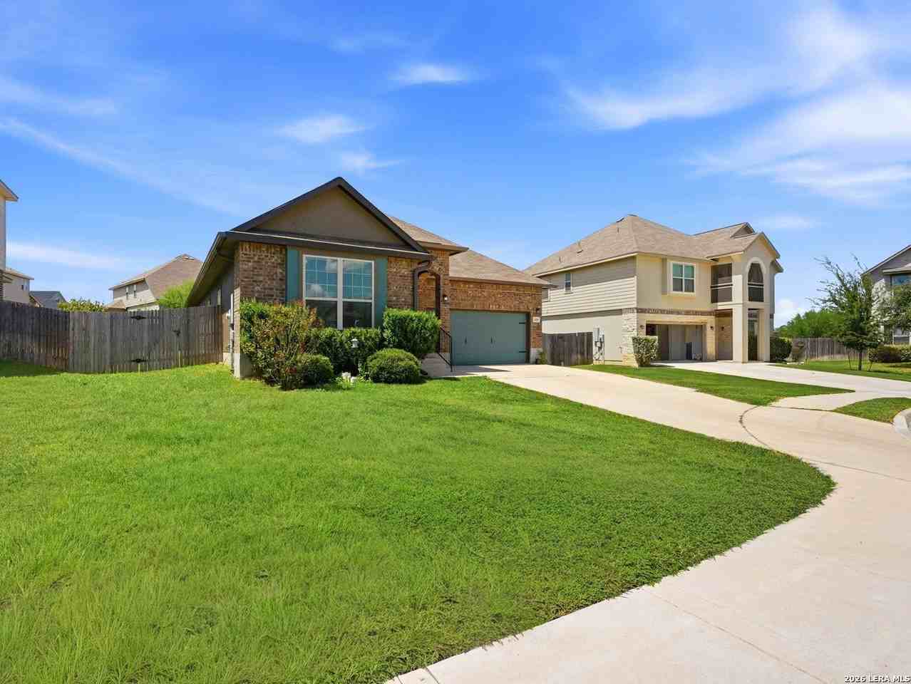 634 Saddle House - Photo 3 of 32