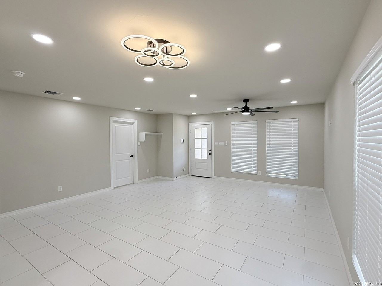 730 Groff - Photo 4 of 23