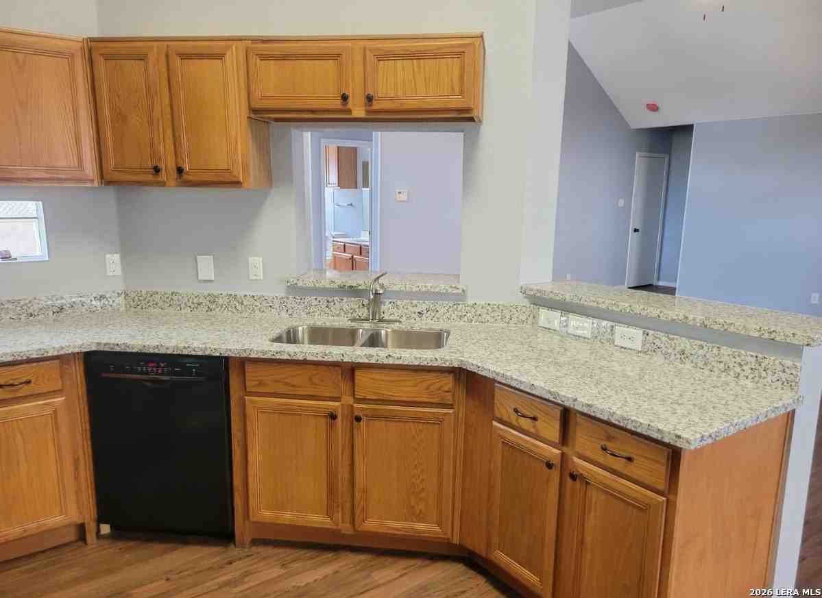9310 Bowen Dr - Photo 5 of 17