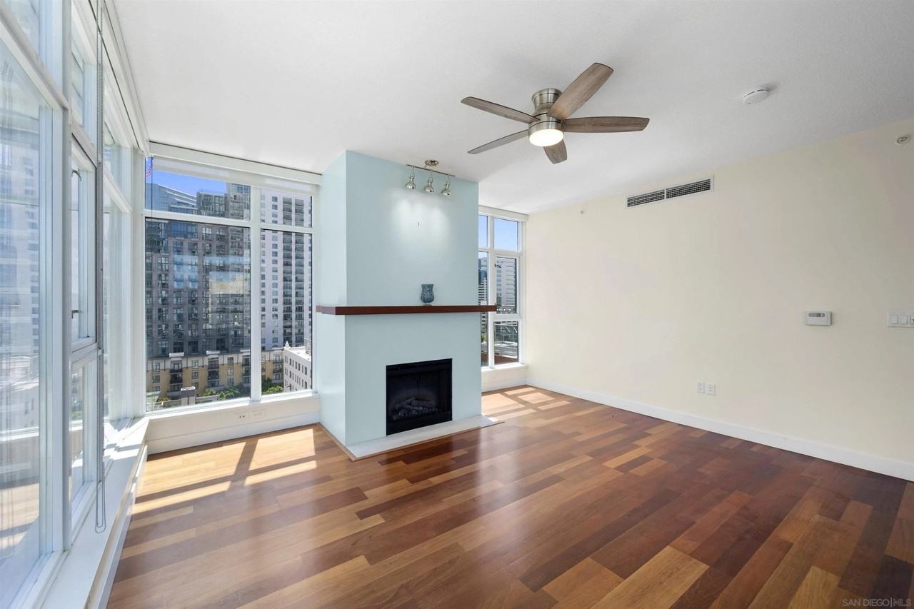 1205 Pacific Highway #1203 - Photo 4 of 39