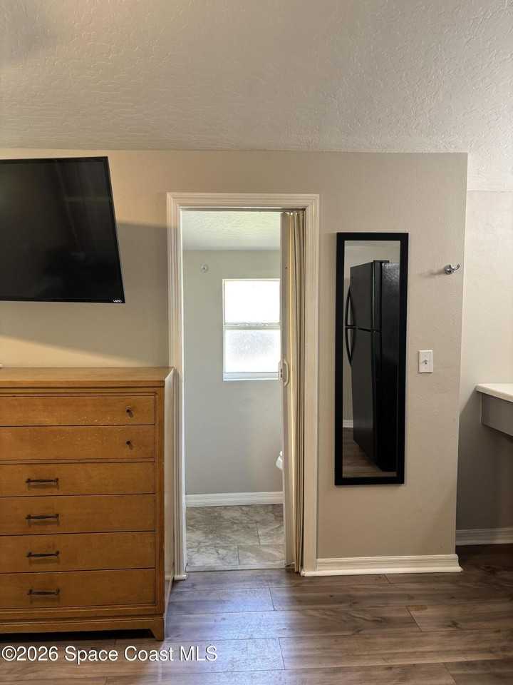 1903 Fletcher St - Photo 7 of 11