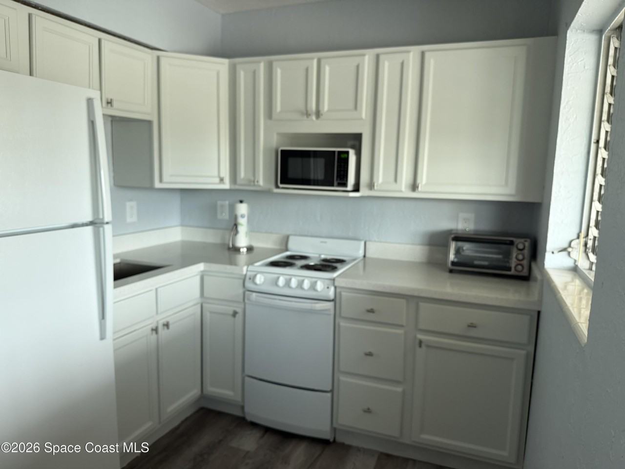 380 N Brevard Ave #C7 - Photo 5 of 12