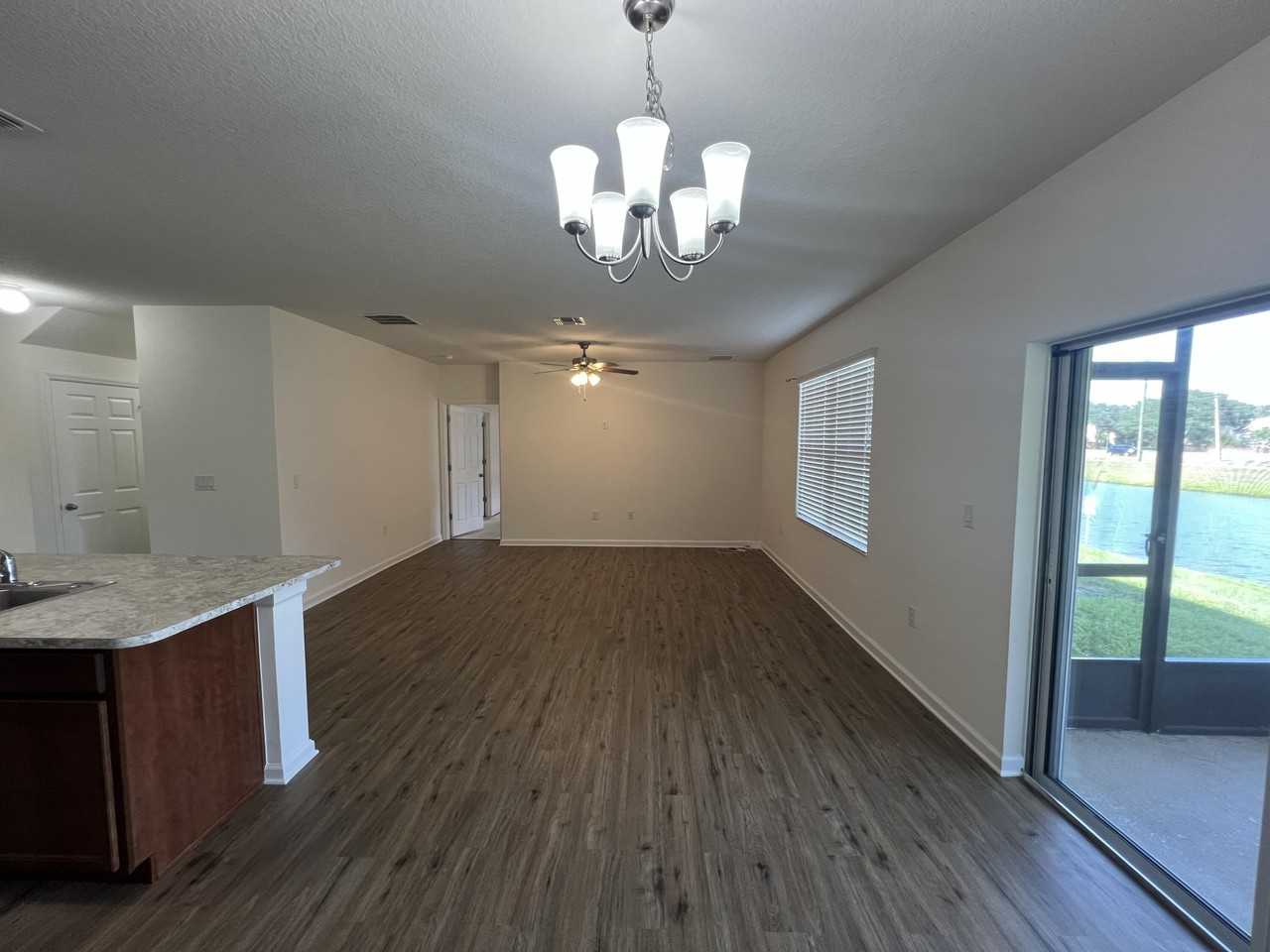 1110 Newton Cir - Photo 7 of 18