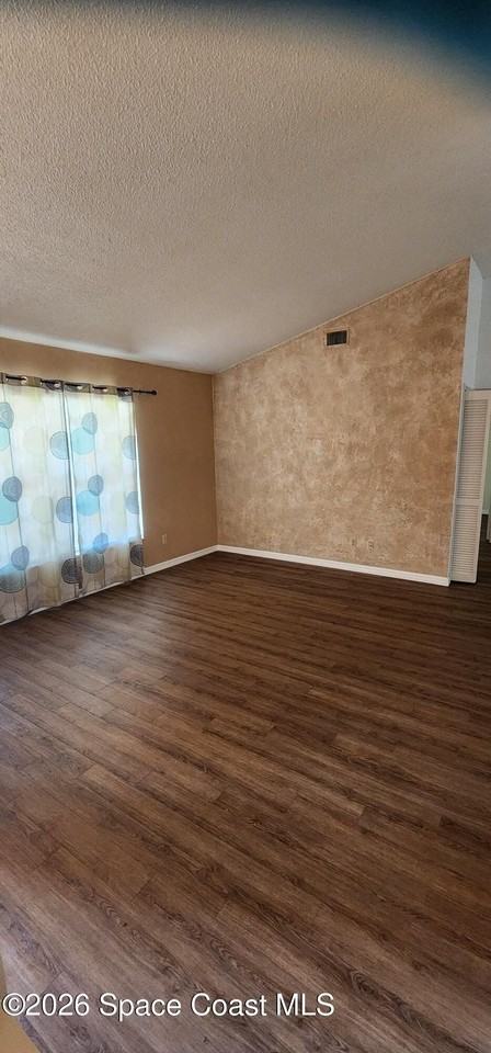 1660 Wake Forest Rd Nw - Photo 5 of 29