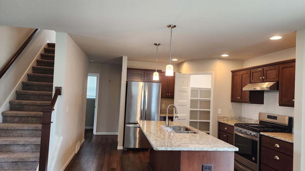 9359 Highland Gate Way #1 - Photo 7 of 40