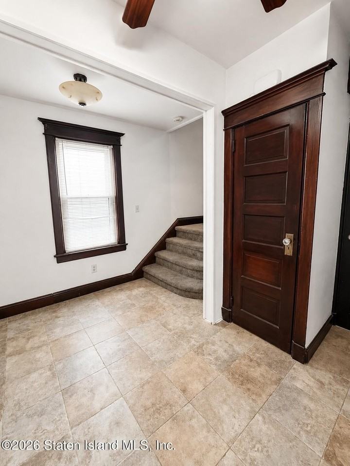 275 Myrtle Ave #A - Photo 2 of 8