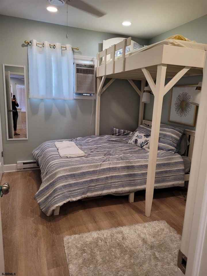 9401 Pacific Ave #8 - Photo 5 of 8