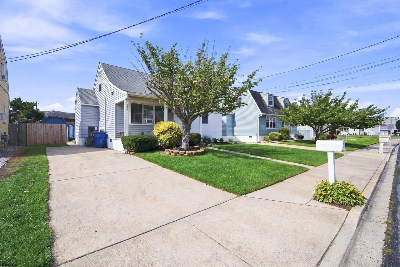 526 Lafayette Blvd - Photo 2 of 21