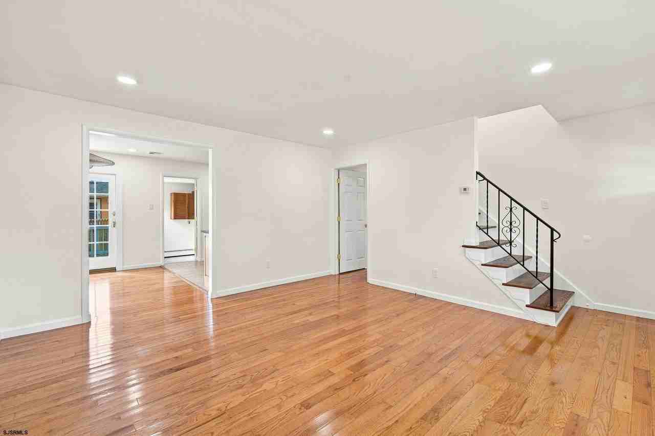526 Lafayette Blvd - Photo 5 of 21