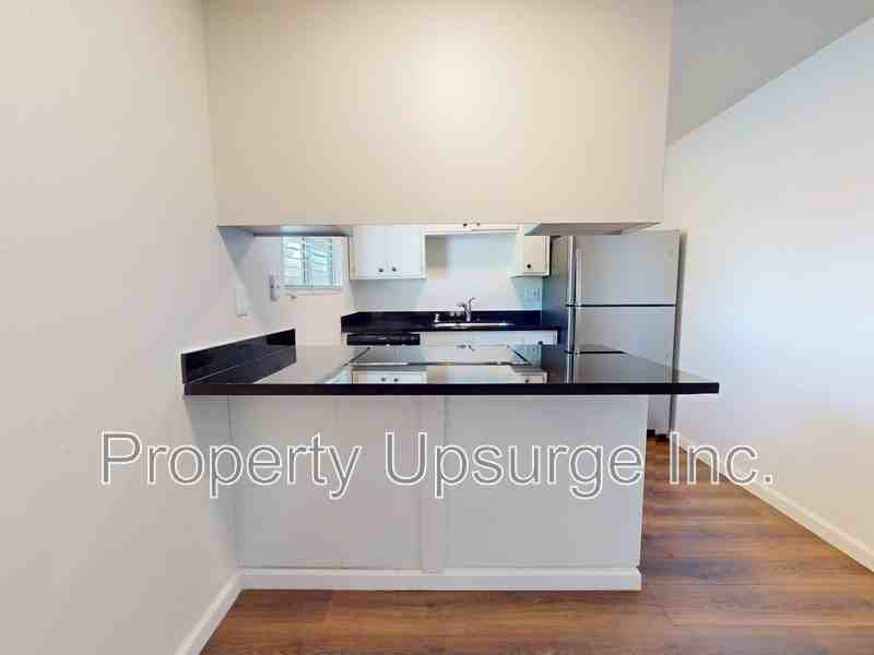 425 Nelson Ave #13 - Photo 3 of 11