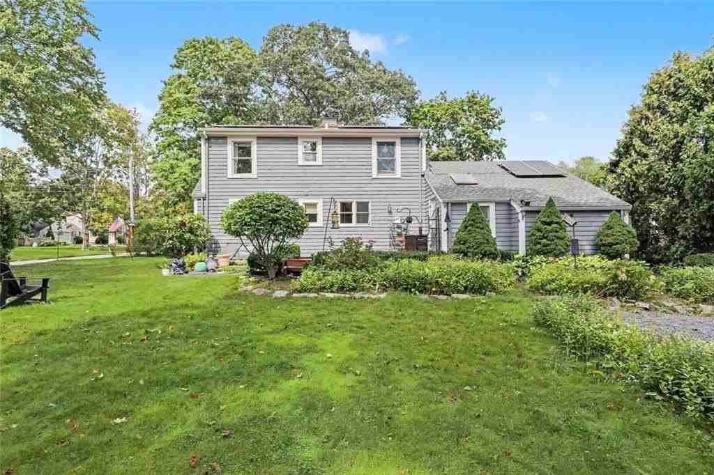 12 Elton Rd - Photo 2 of 39