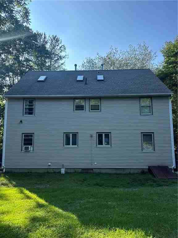 594 Oaklawn Ave - Photo 2 of 16