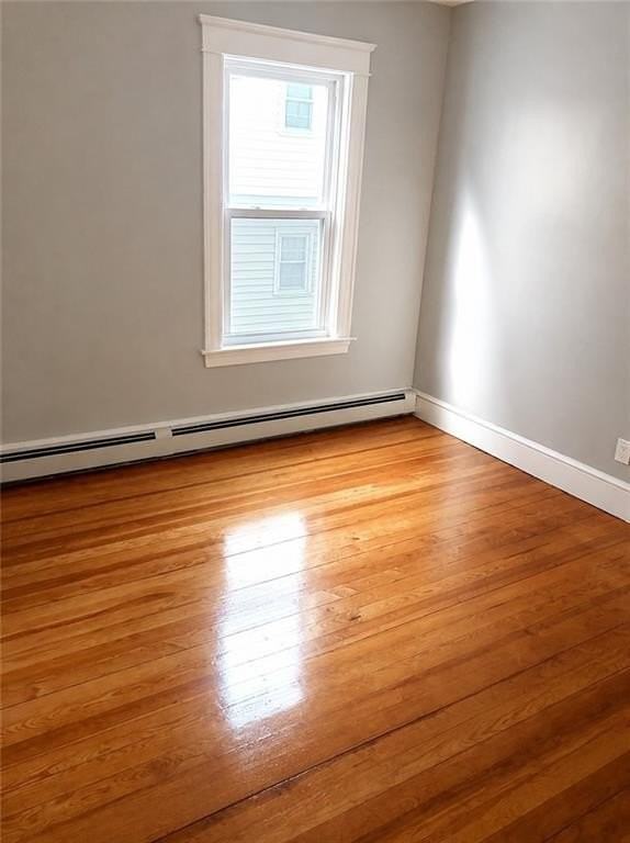 392 Carrington Ave - Photo 6 of 11