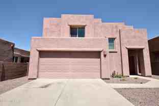 2926 N Cardell Cir - Photo 1 of 1