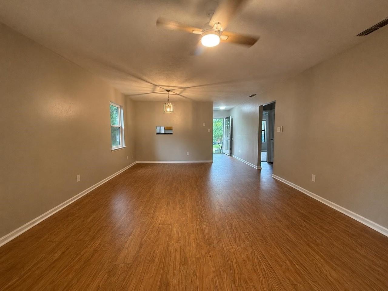 1813 Meriadoc Rd - Photo 5 of 23