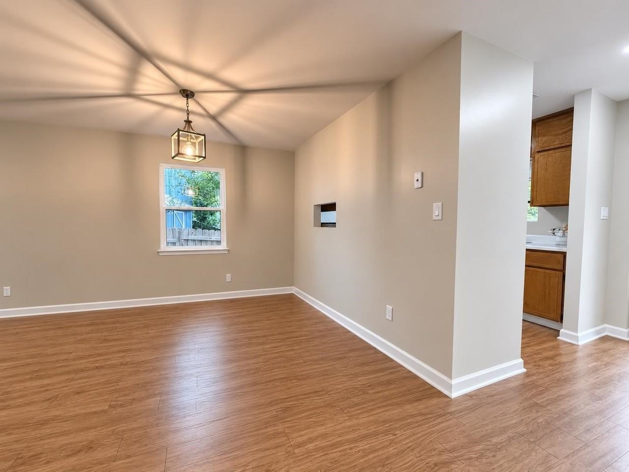 1813 Meriadoc Rd - Photo 7 of 23