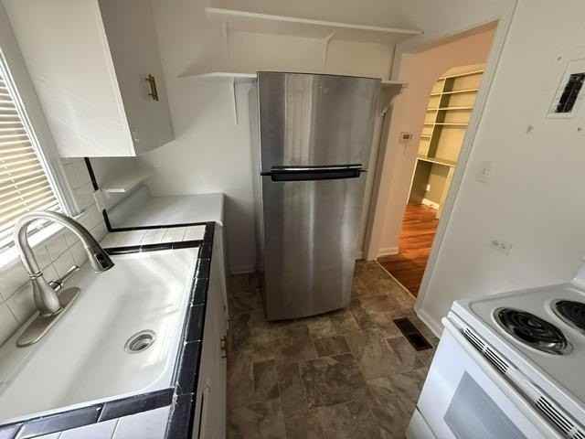 336 Ponce St - Photo 4 of 9