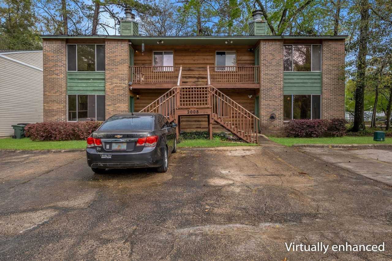 2008 E Park Ave