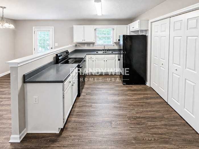 6445 Fouts Mill Rd - Photo 7 of 36