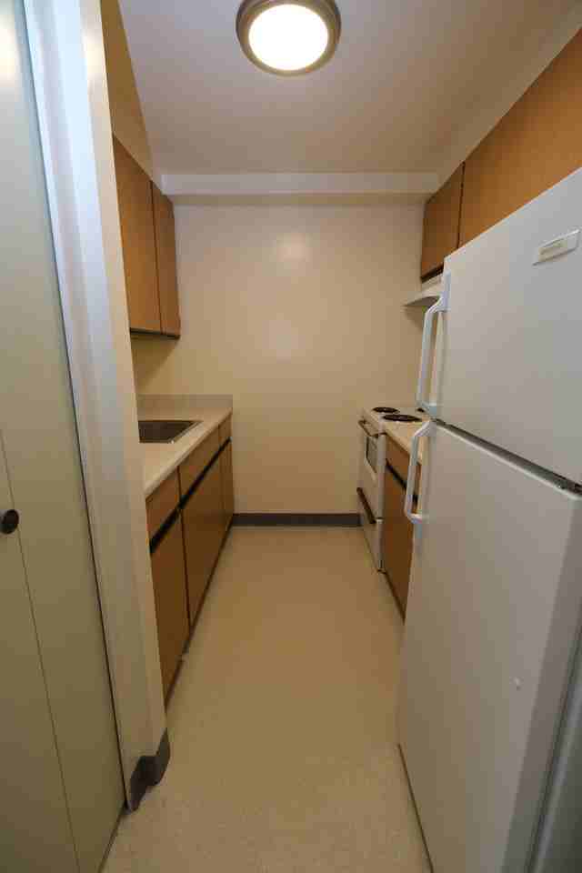 655 Moberly Road #302 - Photo 6 of 8