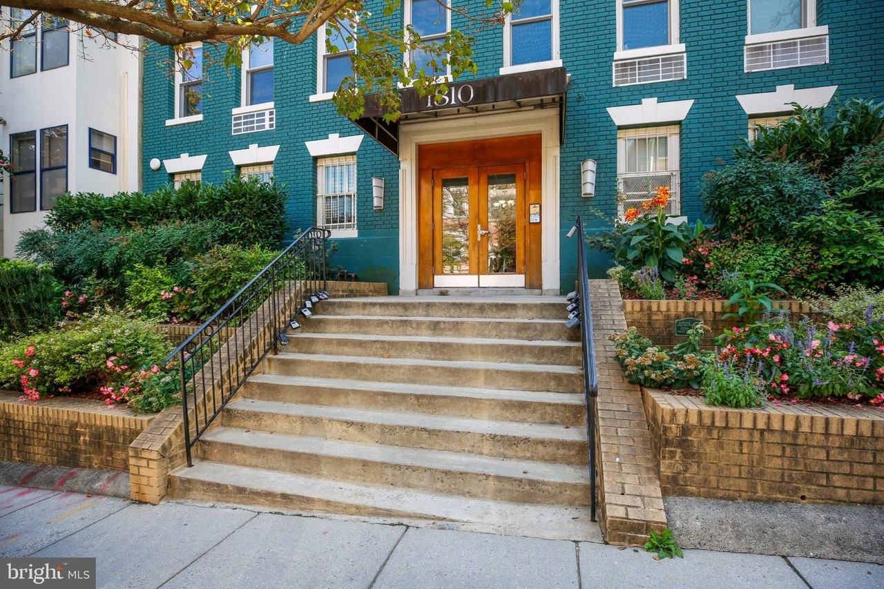 1810 California St Nw #102 - Photo 2 of 20