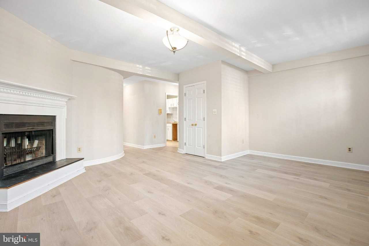 1810 California St Nw #102 - Photo 7 of 20