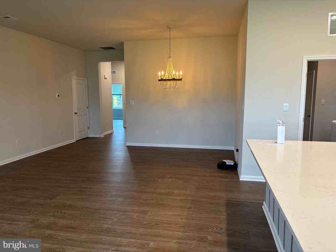 34336 E Lake Ln - Photo 3 of 23