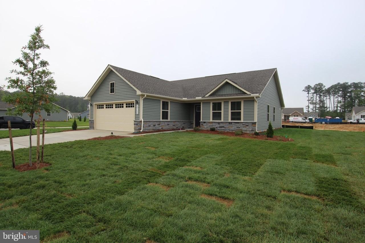 24103 Harvest Cir - Photo 2 of 20