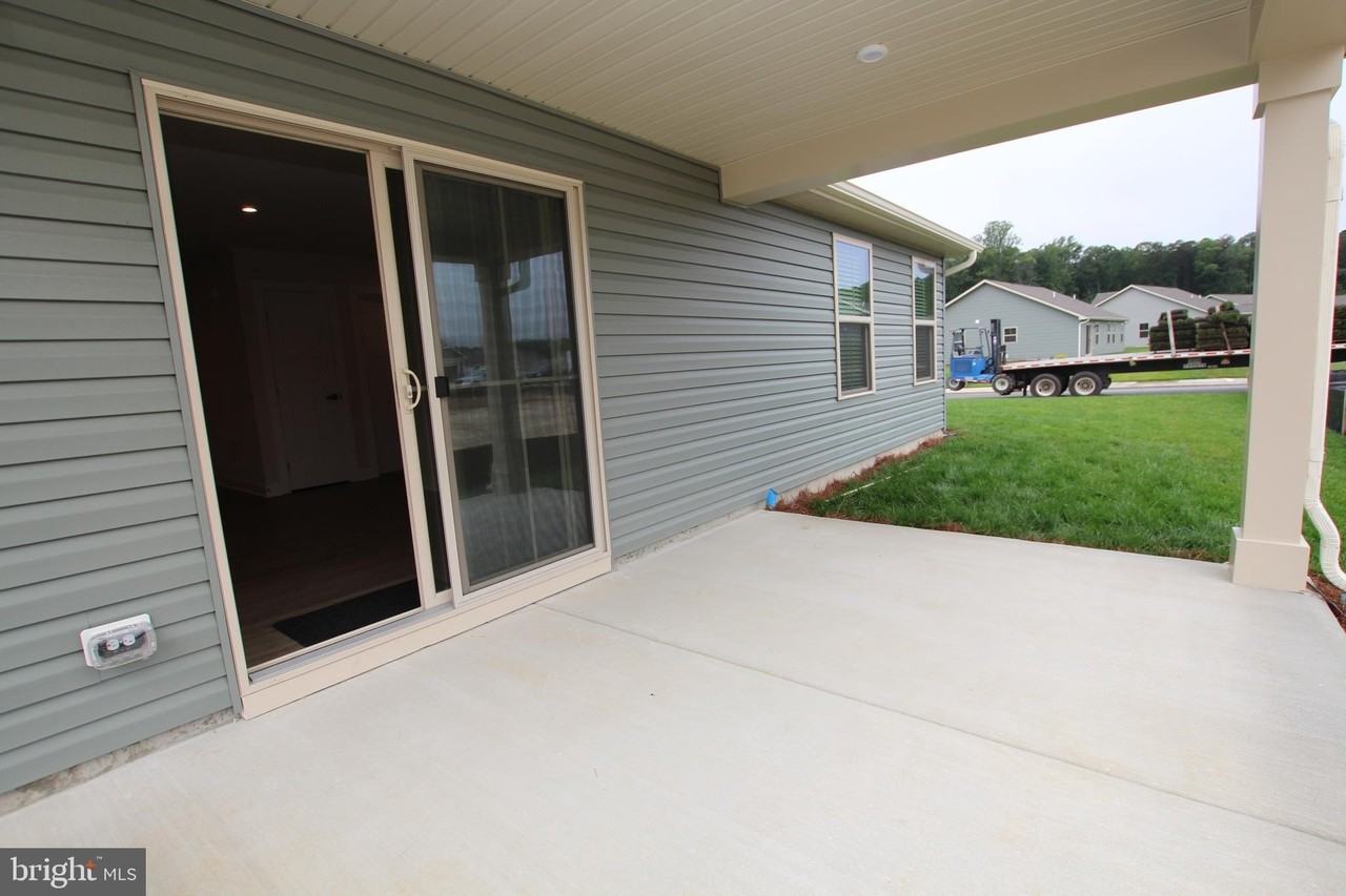 24103 Harvest Cir - Photo 7 of 20
