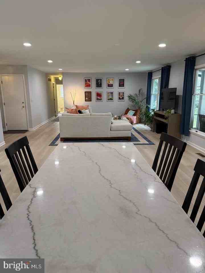 258 Riverside Rd - Photo 7 of 20