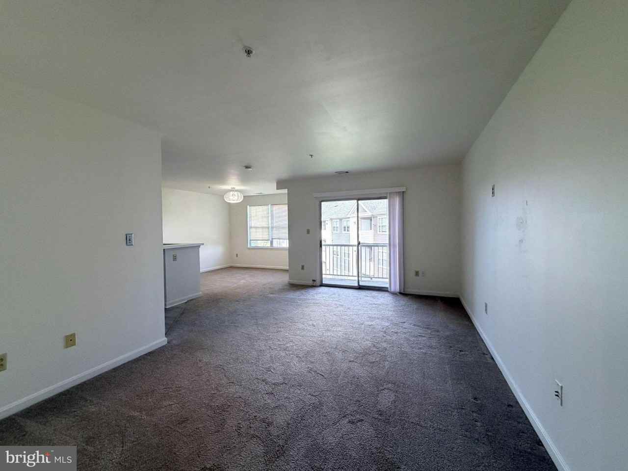 306 Gatehouse Ln #I - Photo 2 of 12
