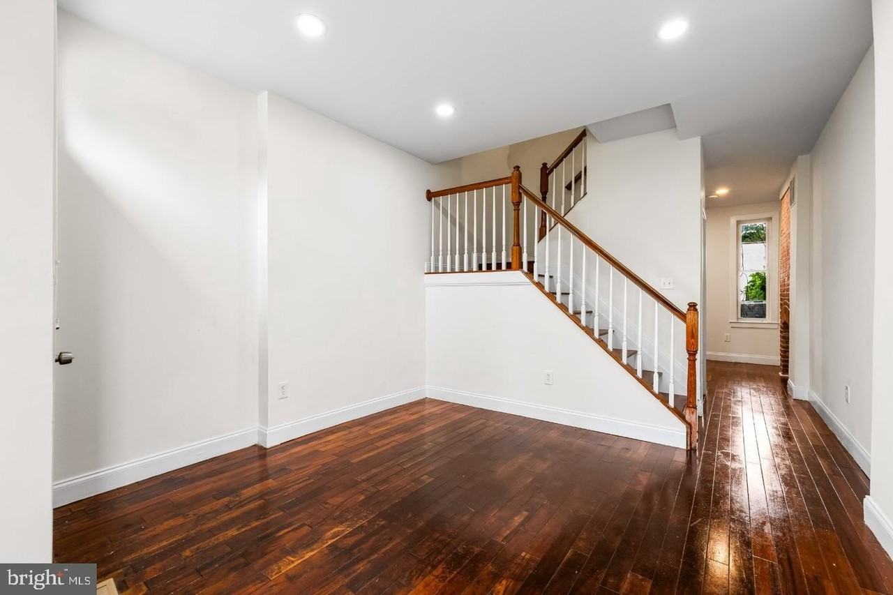 2822 Frederick Ave - Photo 7 of 25