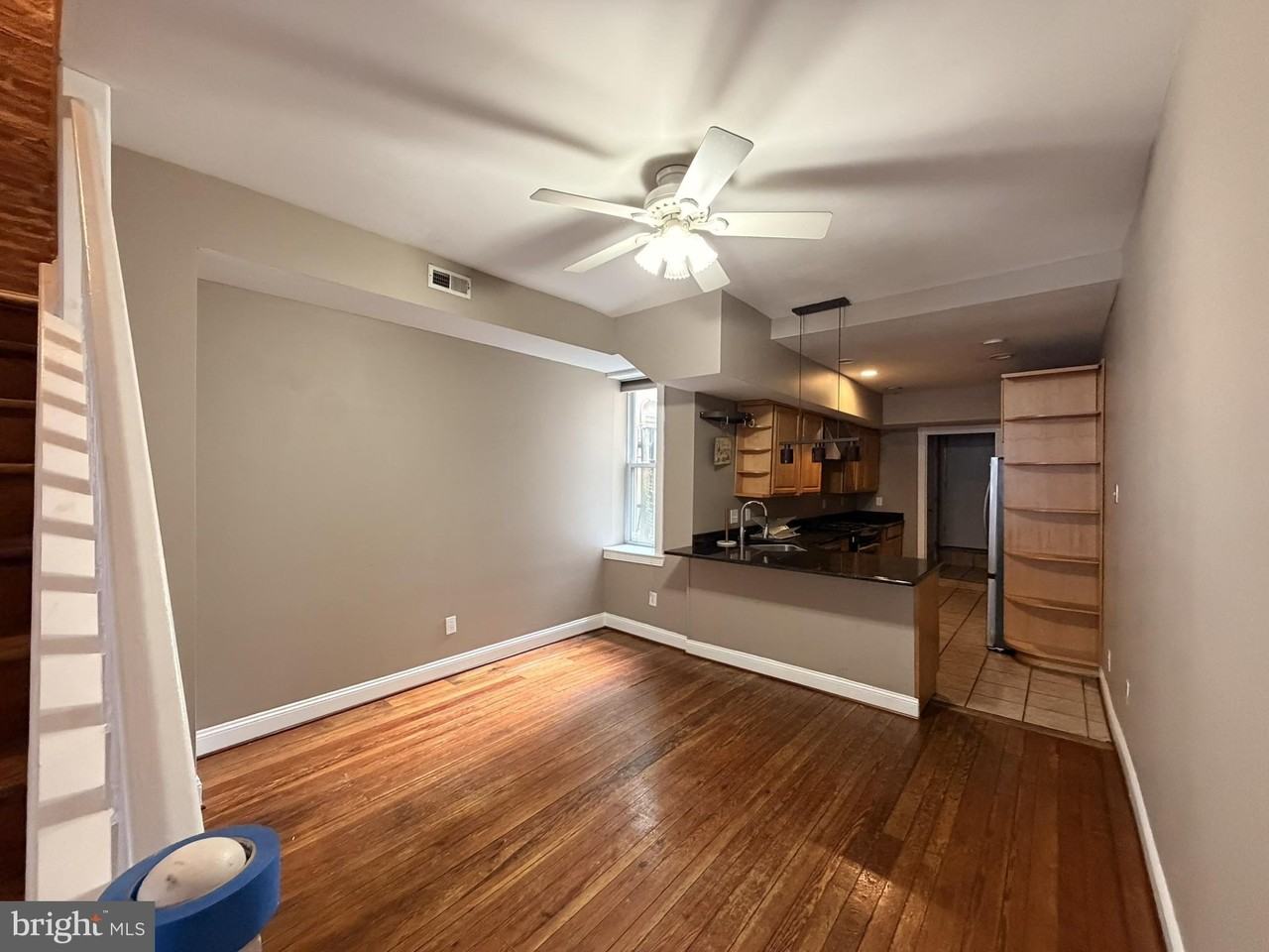 1305 S Hanover St - Photo 3 of 16