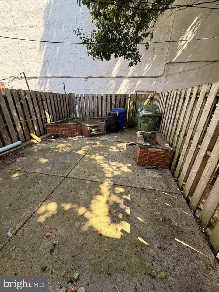 1305 S Hanover St - Photo 6 of 16