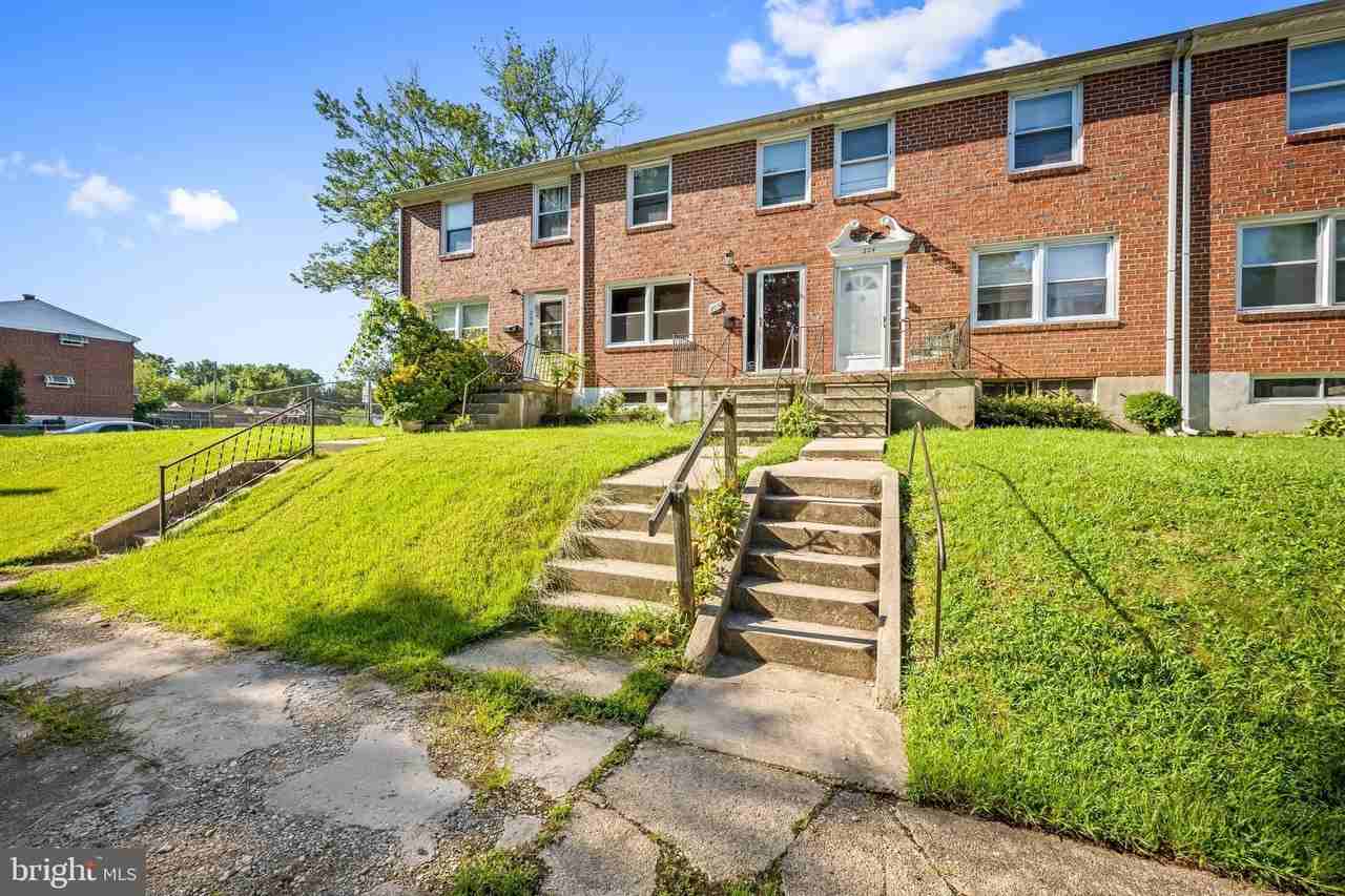 206 Cove Rd - Photo 2 of 30