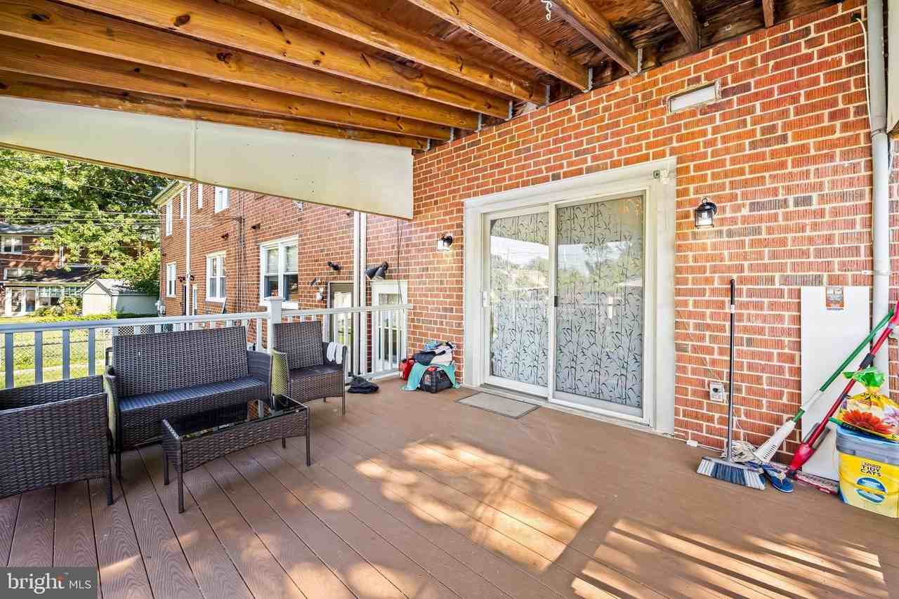 206 Cove Rd - Photo 5 of 30