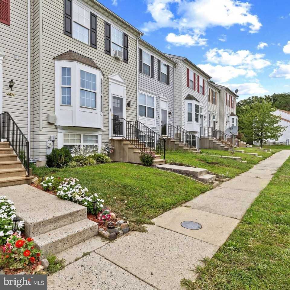 2609 Claybrooke Dr - Photo 2 of 30