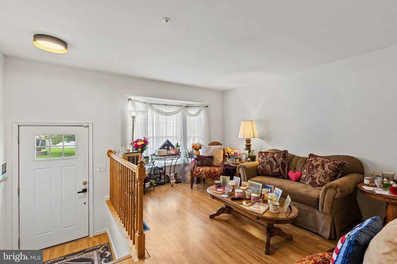 2609 Claybrooke Dr - Photo 3 of 30