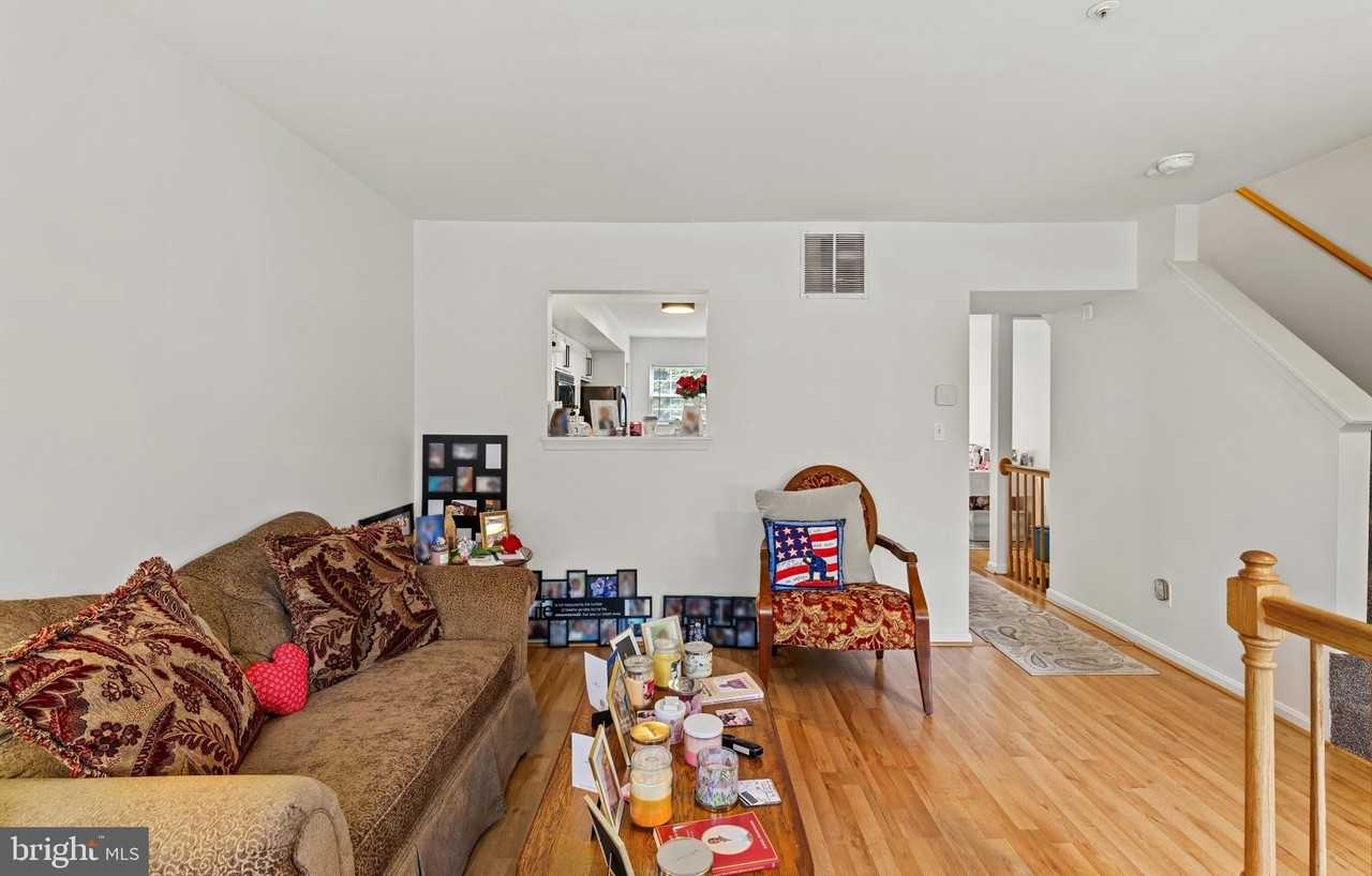 2609 Claybrooke Dr - Photo 4 of 30