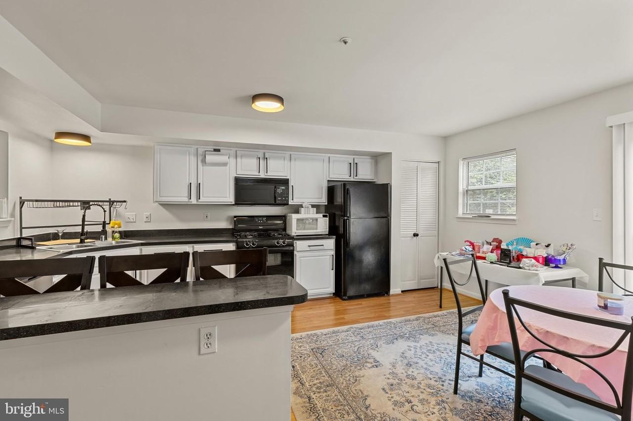 2609 Claybrooke Dr - Photo 6 of 30
