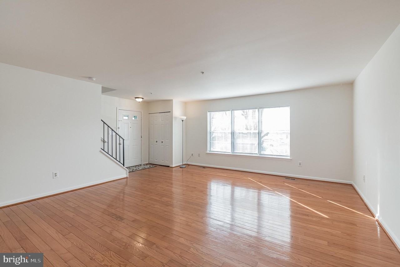 5798 Katsura Ct - Photo 6 of 40