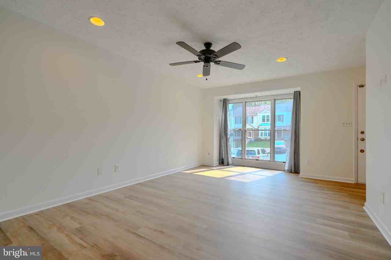 3409 Howell Ct - Photo 5 of 24