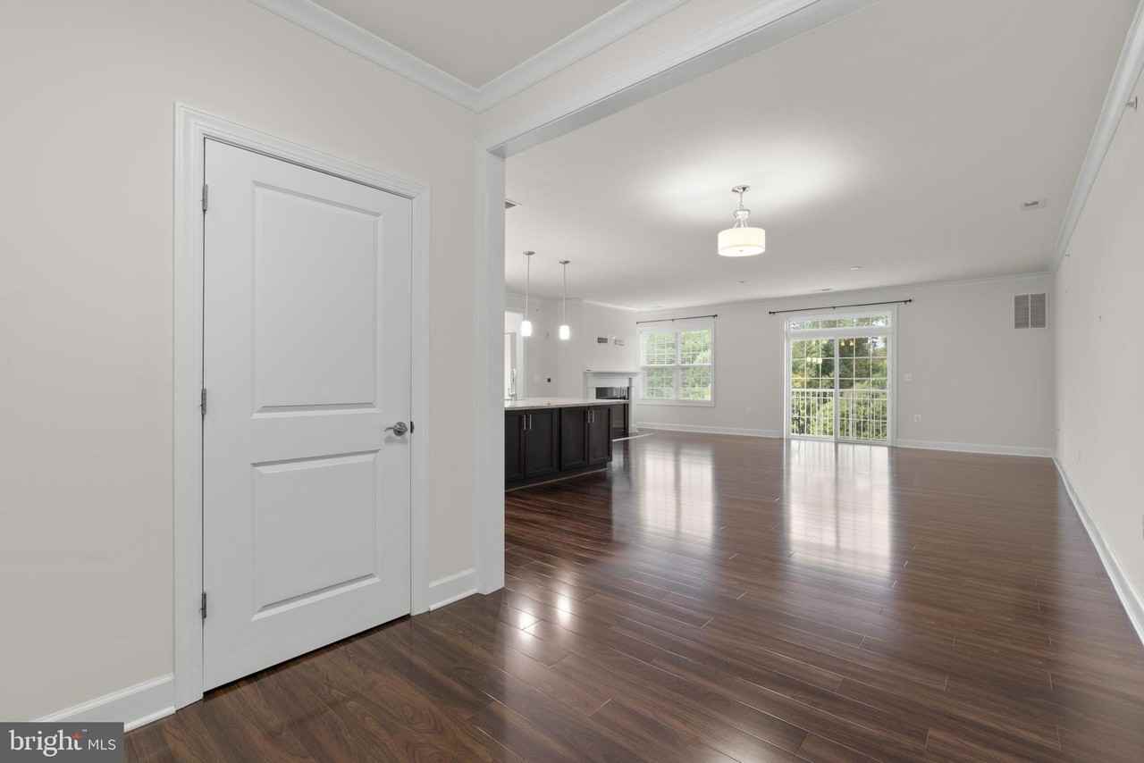 10520 Resort Rd #309 - Photo 6 of 44