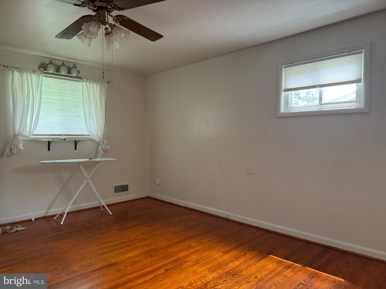 9807 Arbor Hill Dr - Photo 5 of 14