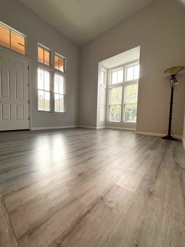 2069 Clark St #NA - Photo 5 of 32