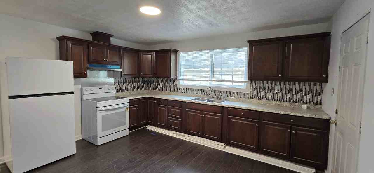 310 Poe Ave #NA - Photo 3 of 10