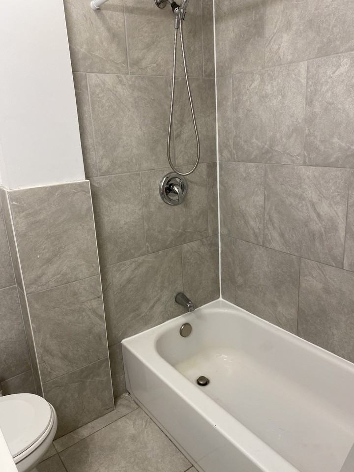 538 Jacques St #2 - Photo 4 of 6